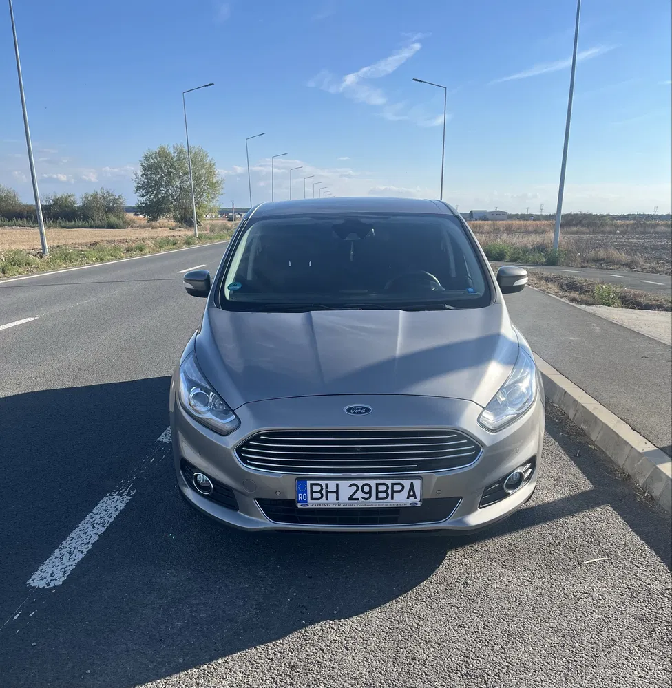 Fotografie: 2017 Ford S-Max