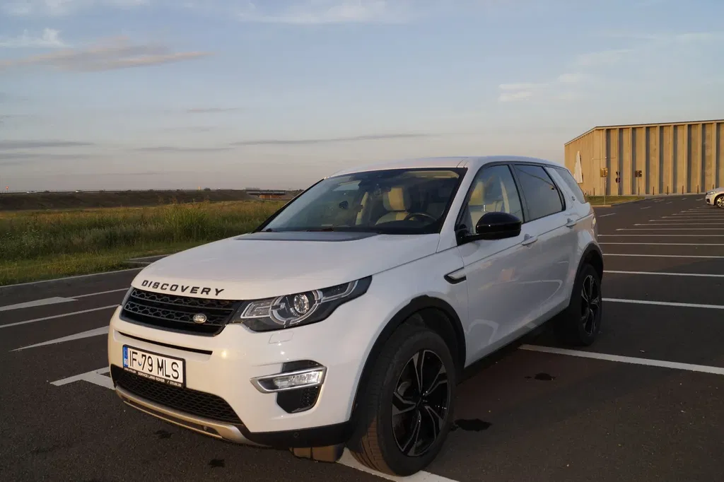 Fotografie: 2016 Land Rover Discovery Sport