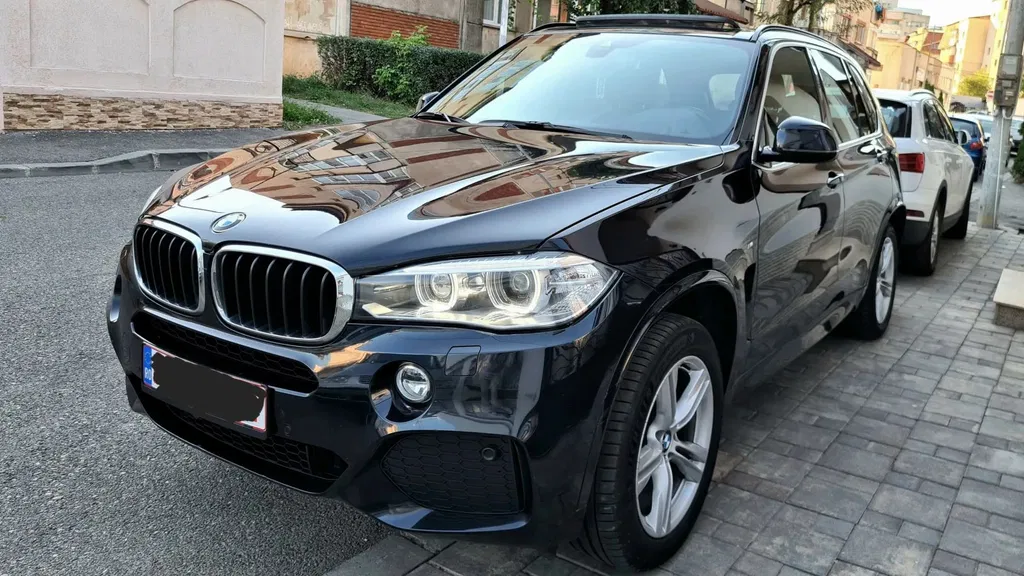 Fotografie: 2016 BMW X5