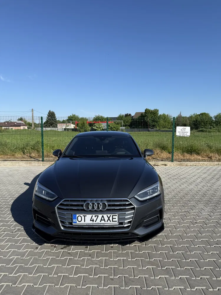 Fotografie: 2019 Audi A5 Coupé