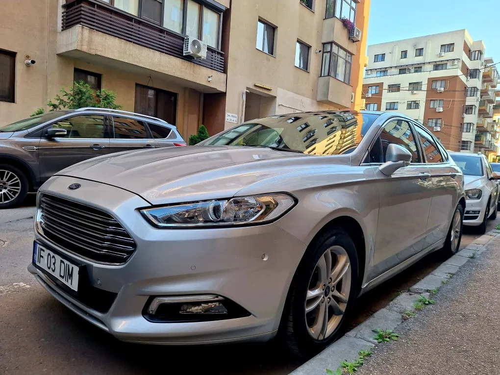 Fotografie: 2018 Ford Mondeo