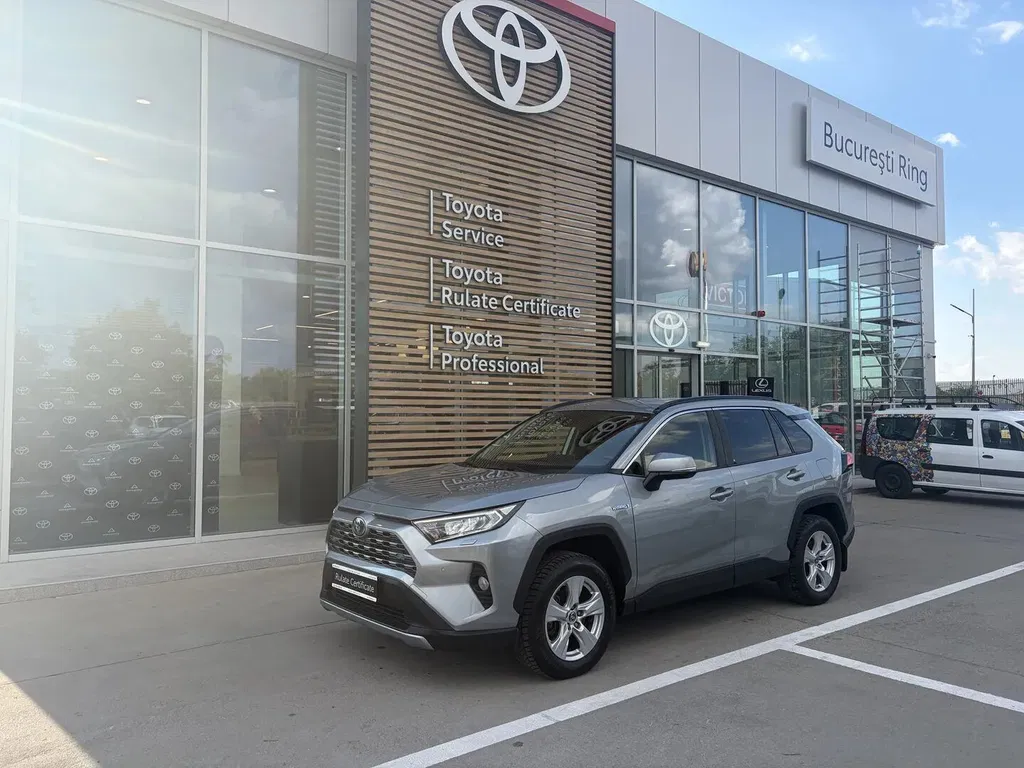 Fotografie: 2020 Toyota RAV-4