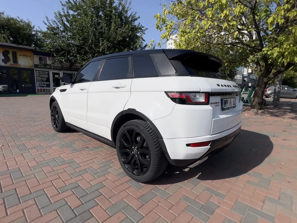 Fotografie: 2014 Land Rover Range Rover Evoque