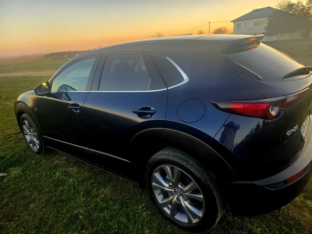 Fotografie: 2020 Mazda CX-30