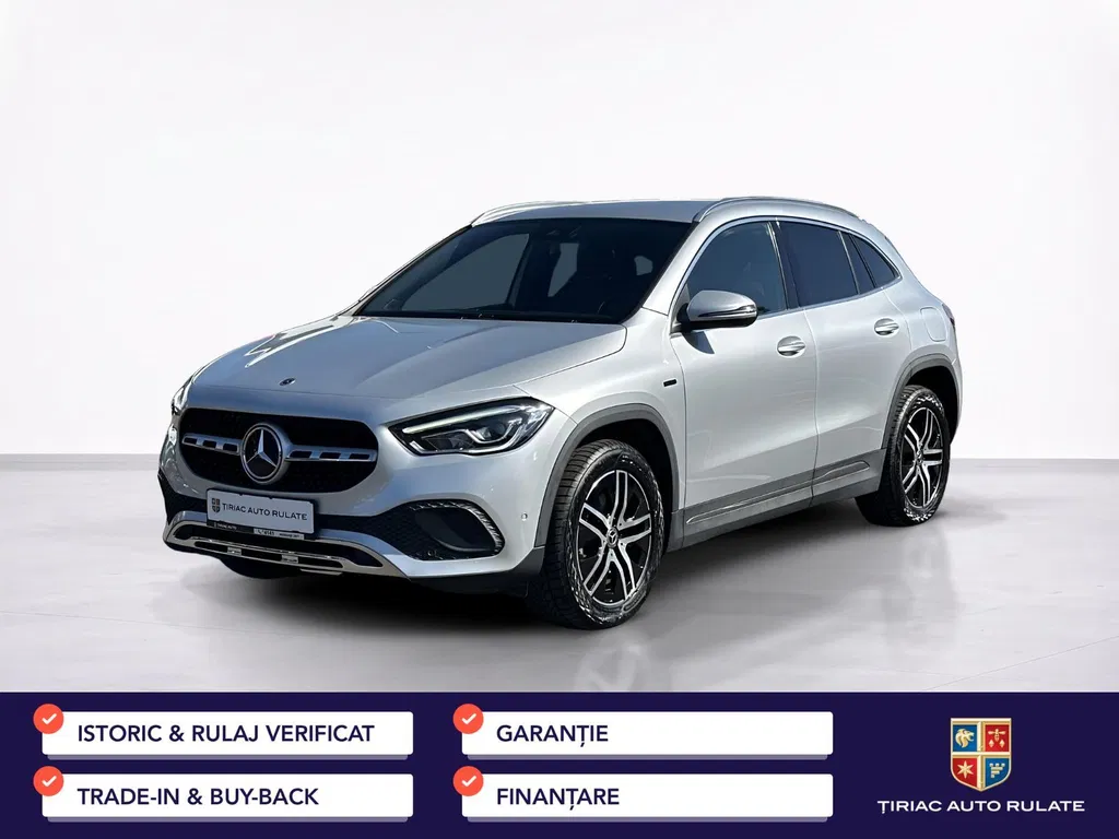 Fotografie: 2021 Mercedes-Benz GLA