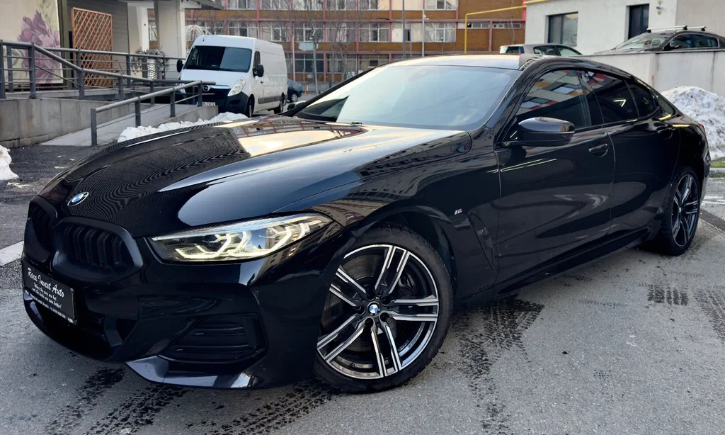 Fotografie: 2023 BMW Seria 8