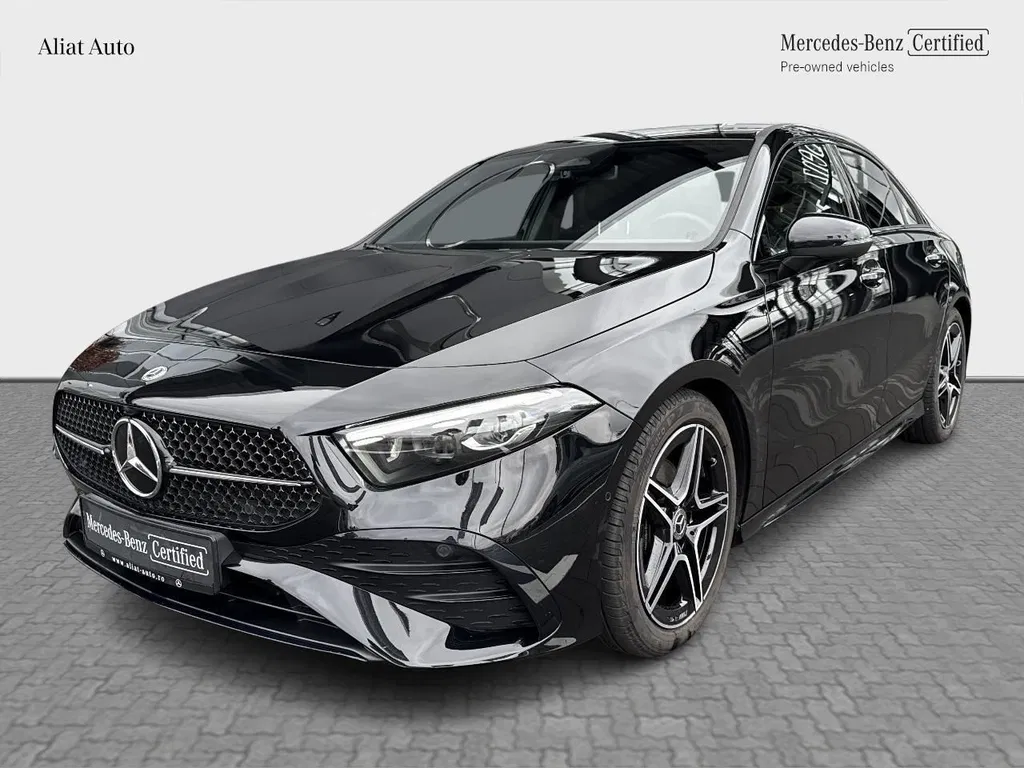 Fotografie: 2024 Mercedes-Benz A 200