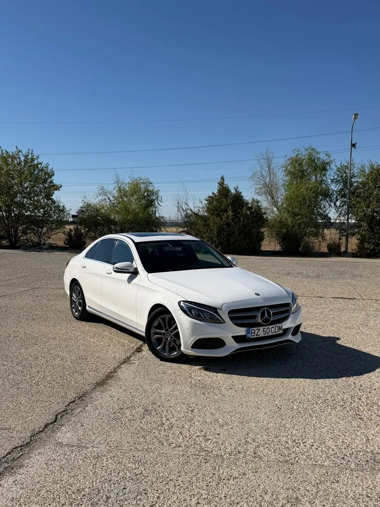 Fotografie: 2016 Mercedes-Benz C