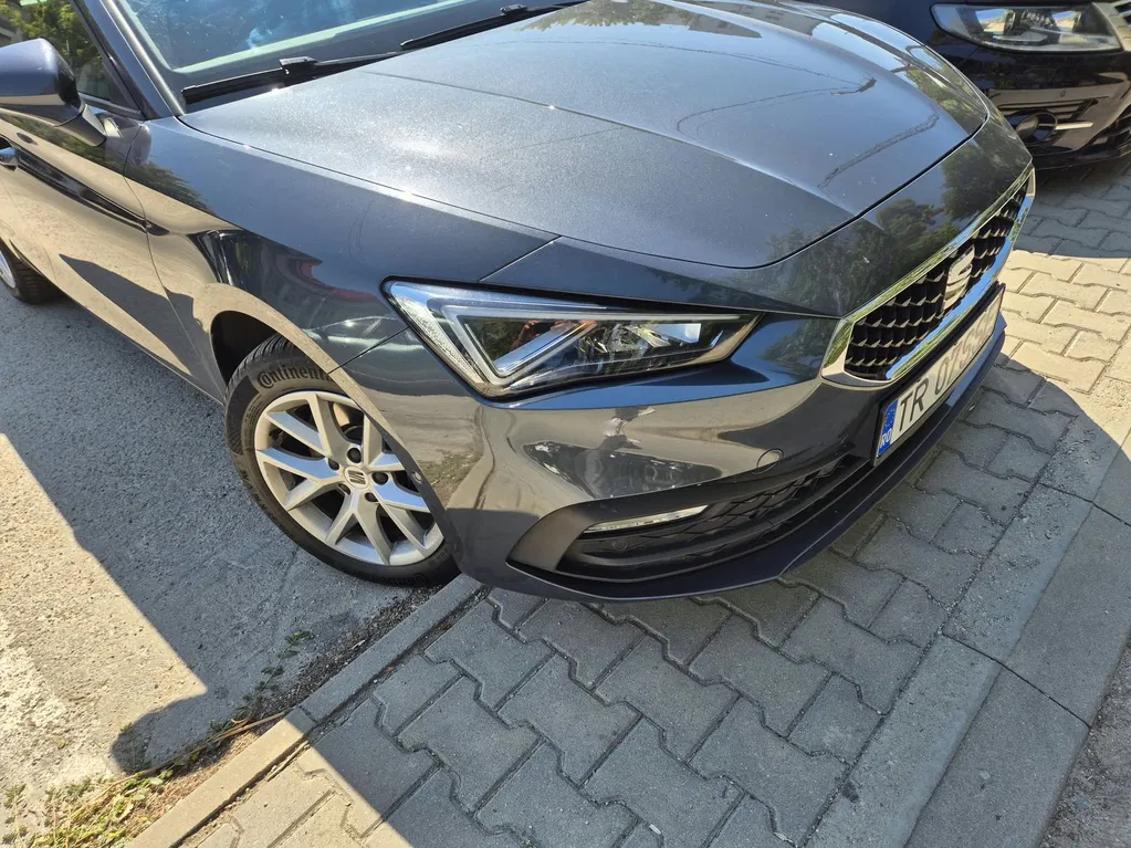 Fotografie: 2022 Seat Leon