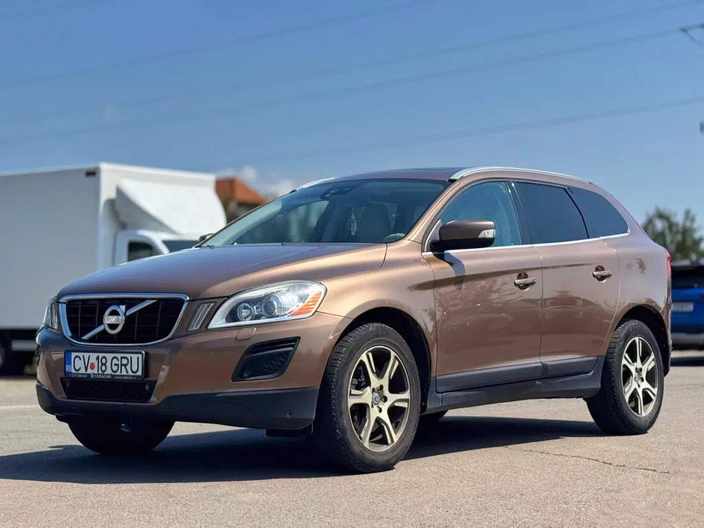 Fotografie: 2012 Volvo XC 60