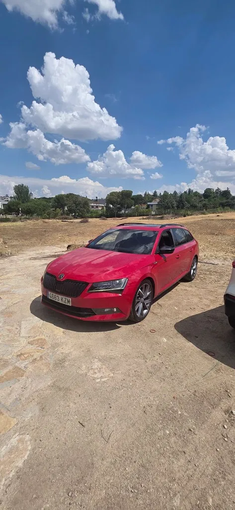 Fotografie: 2019 Skoda Superb
