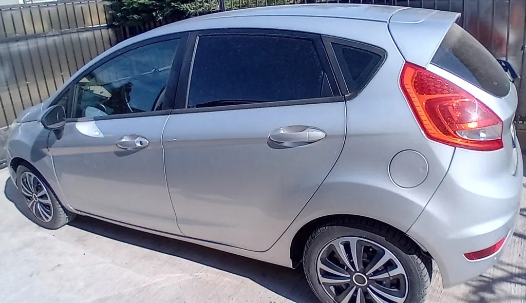 Fotografie: 2011 Ford Fiesta