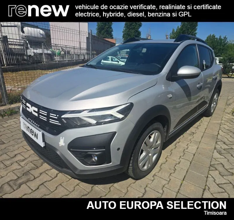 Fotografie: 2023 Dacia Sandero