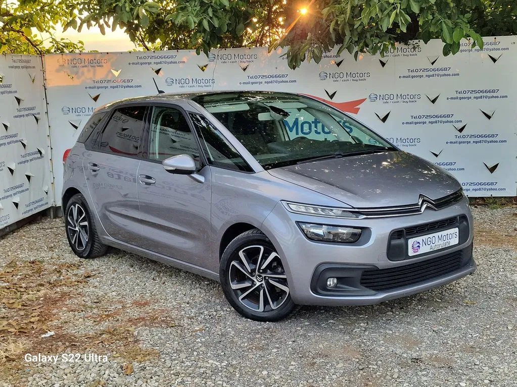 Fotografie: 2020 Citroen C4 Space Tourer