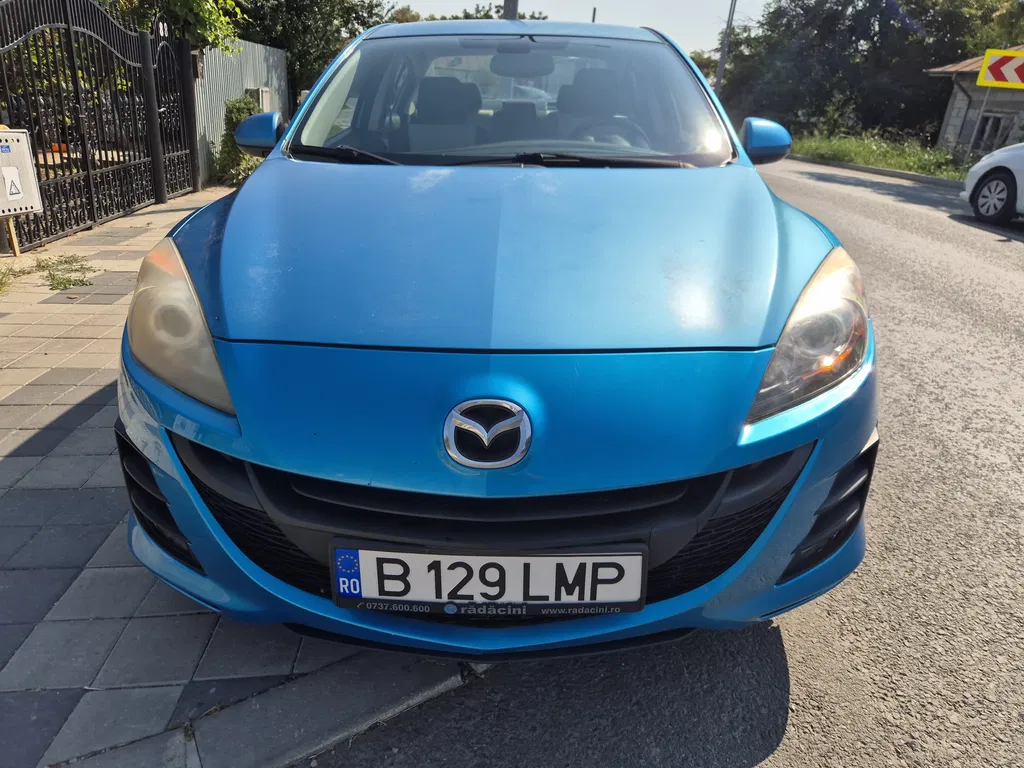 Fotografie: 2010 Mazda 3