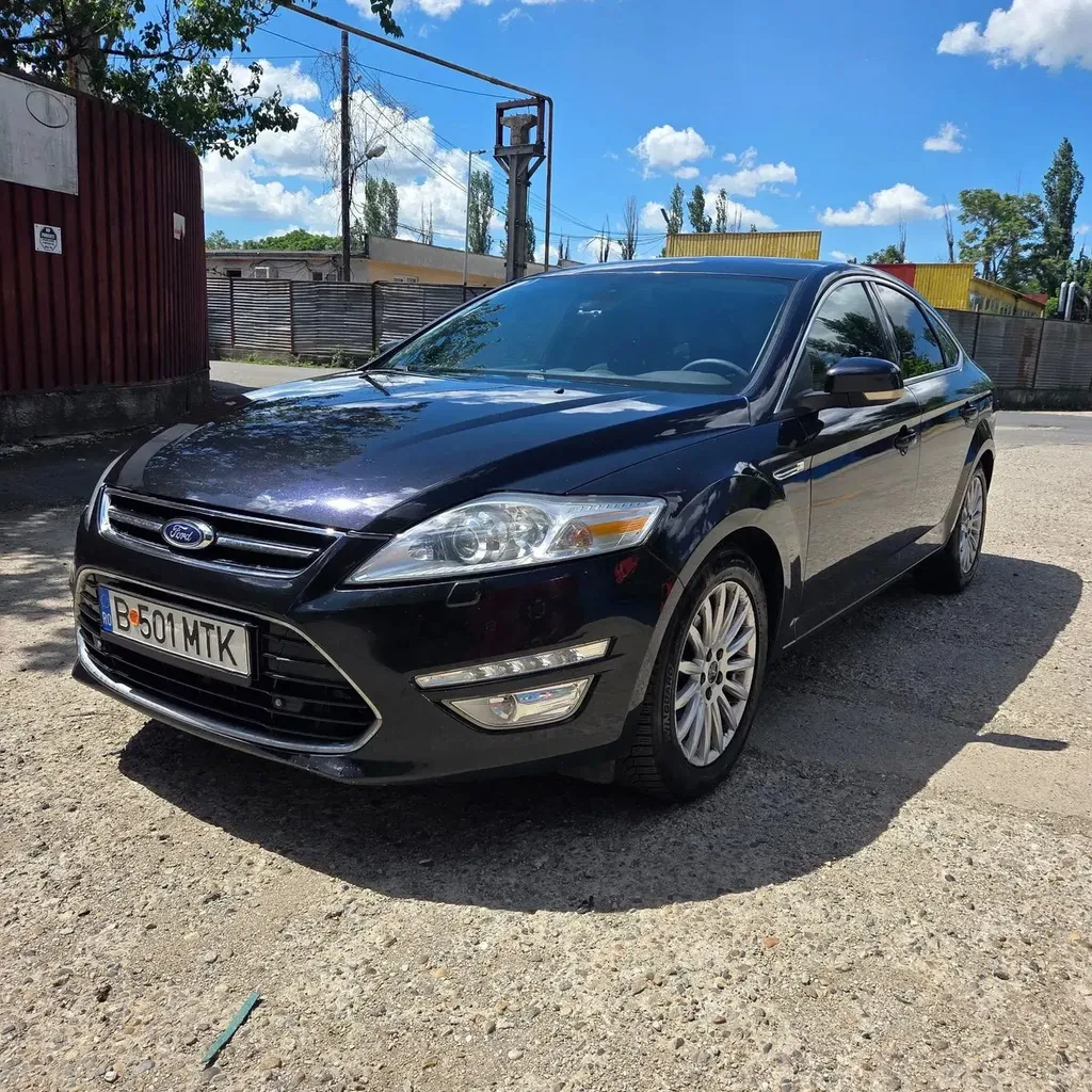 Fotografie: 2010 Ford Mondeo