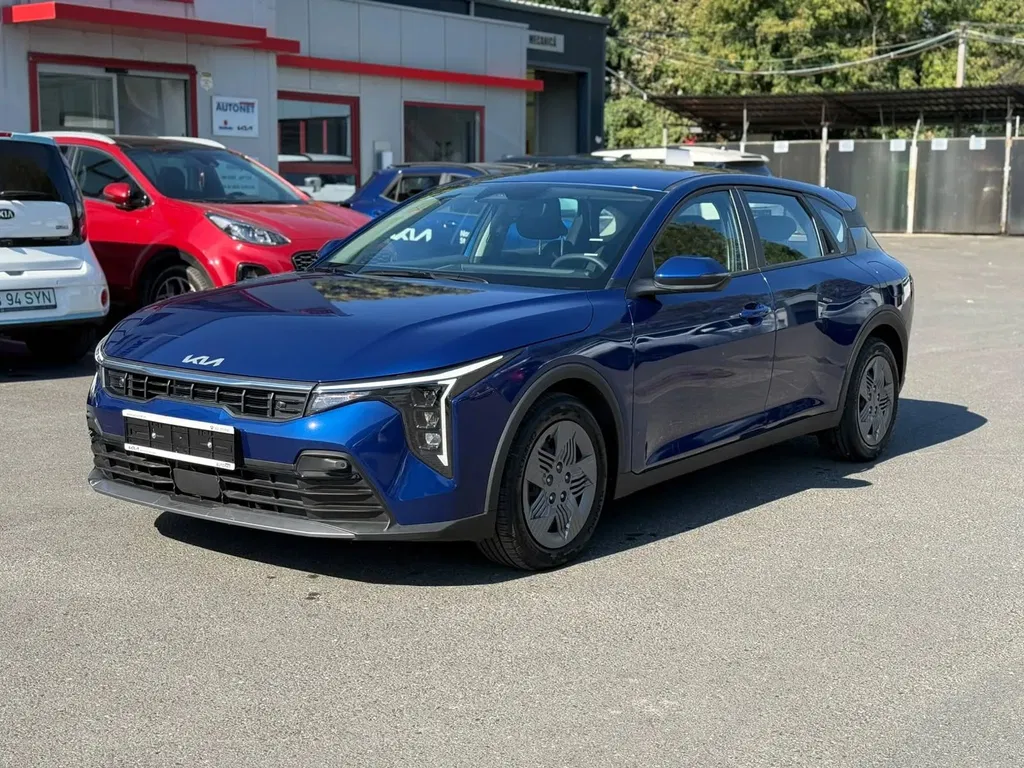 Fotografie: 2025 Kia K4