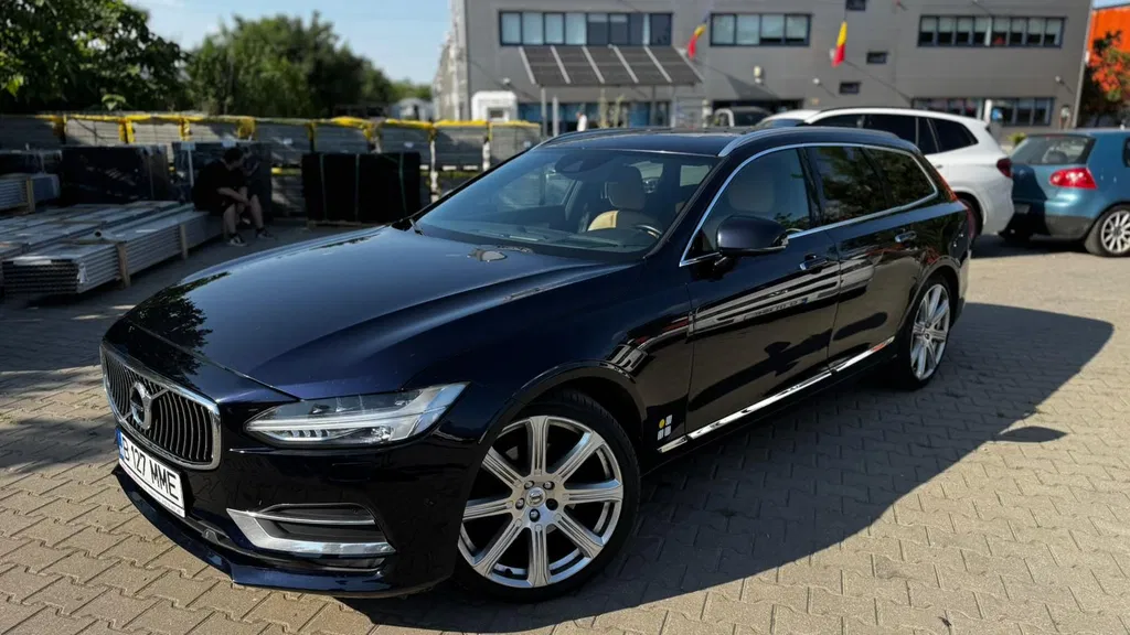 Fotografie: 2016 Volvo V90