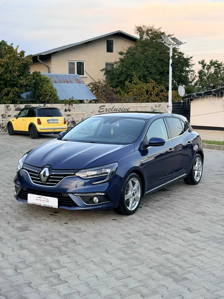 Fotografie: 2017 Renault Megane