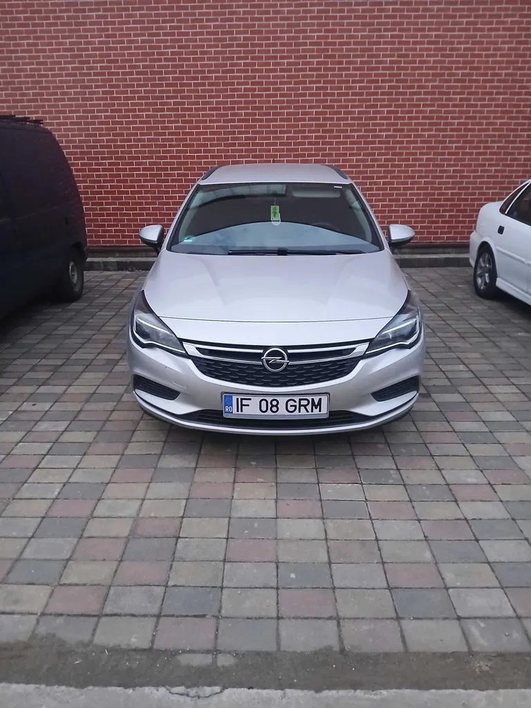 Fotografie: 2016 Opel Astra