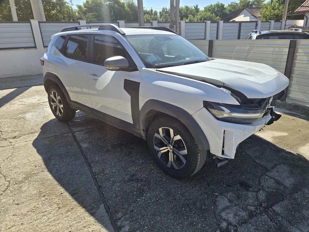 Fotografie: 2025 Dacia Duster