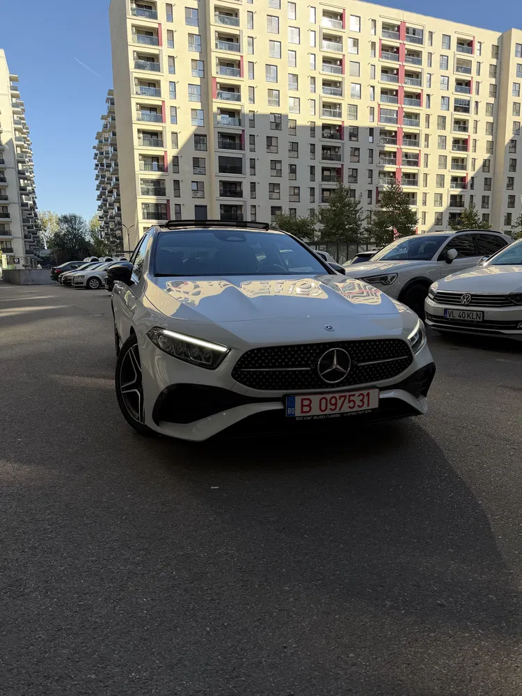 Fotografie: 2023 Mercedes-Benz A 180