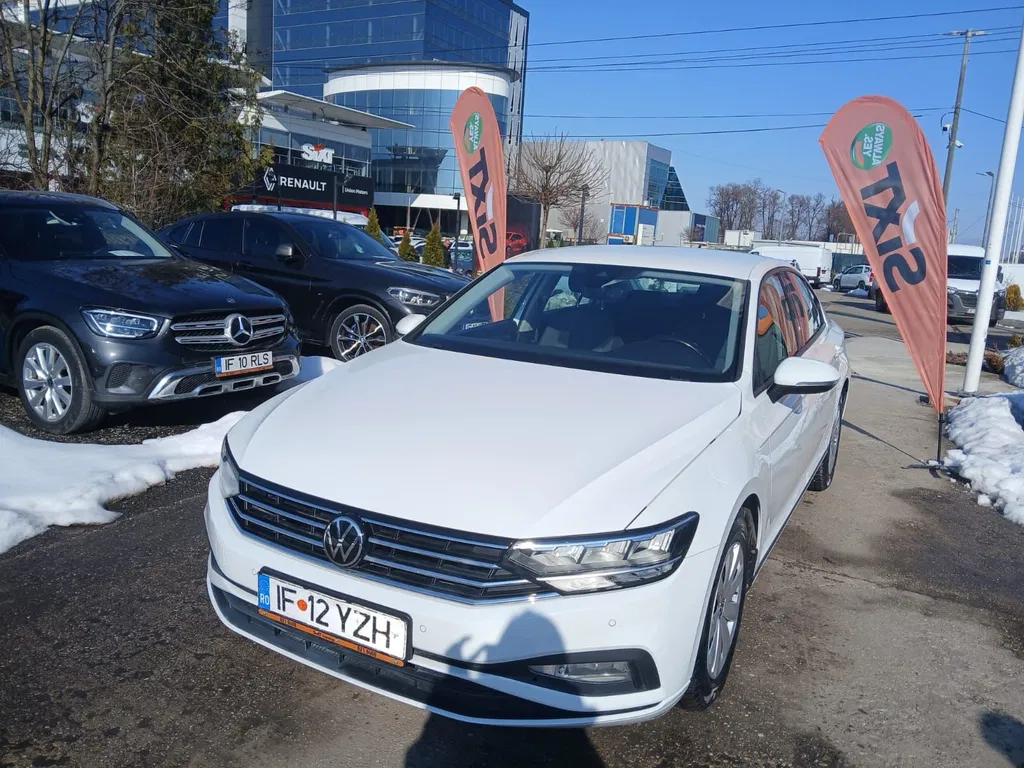 Fotografie: 2021 Volkswagen Passat