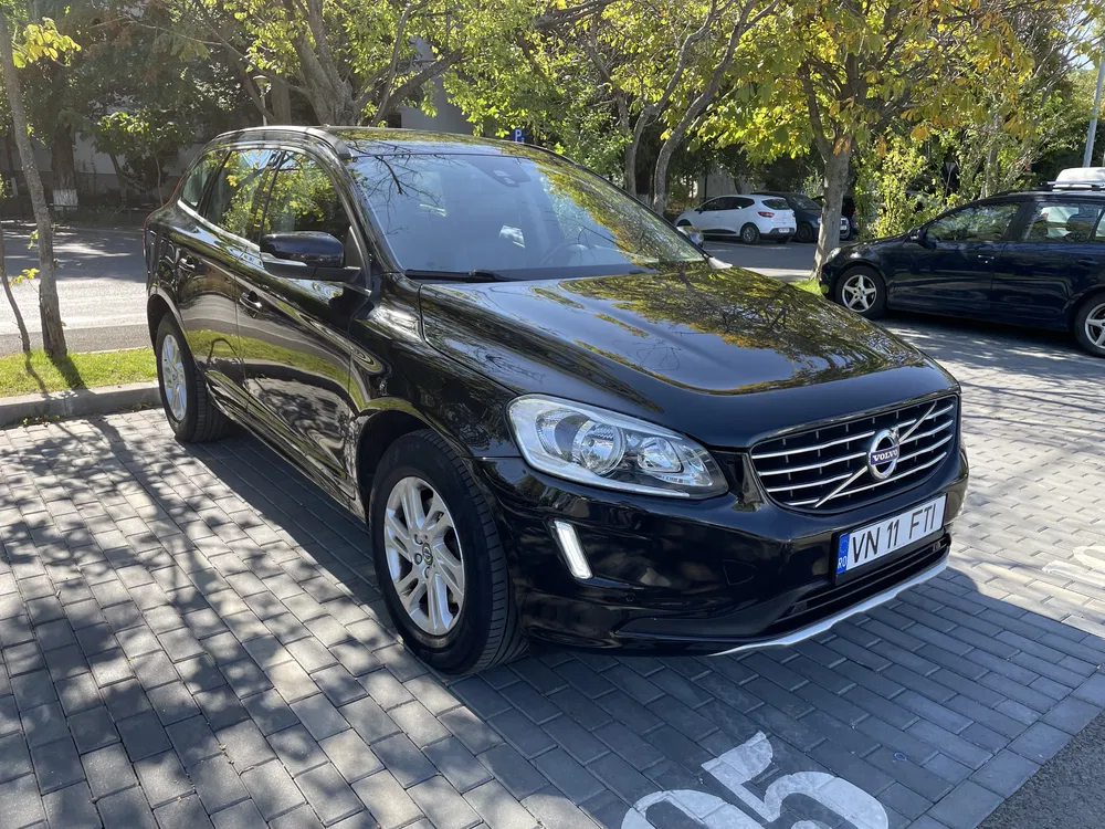 Fotografie: 2015 Volvo XC 60