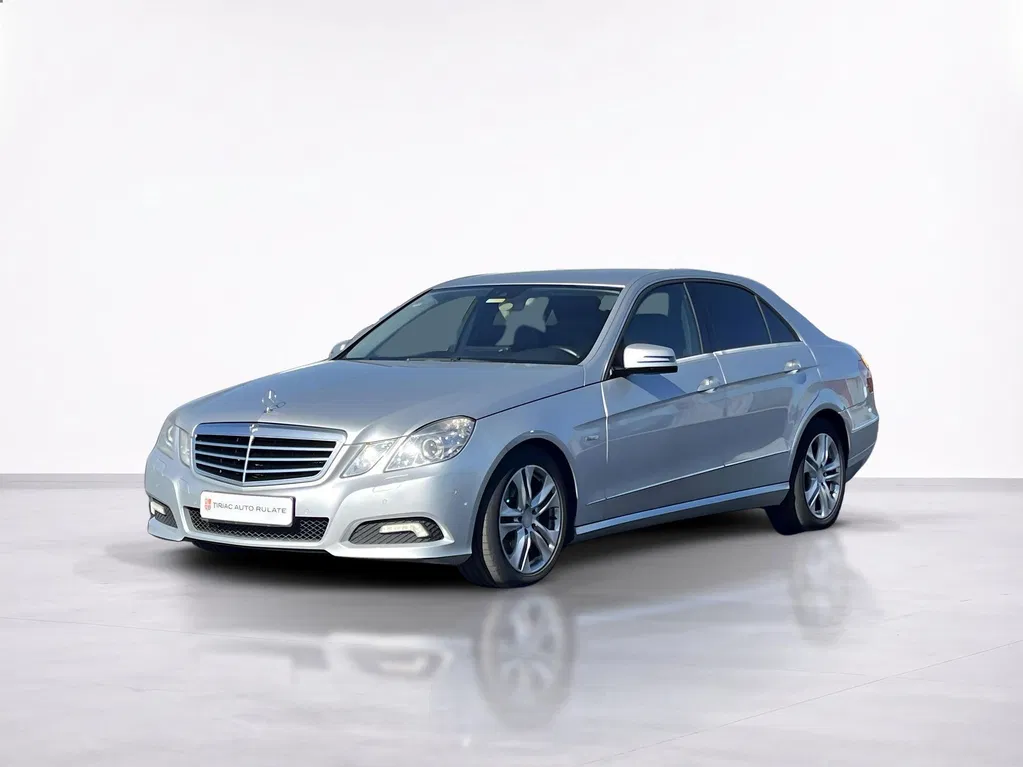 Fotografie: 2009 Mercedes-Benz E Class