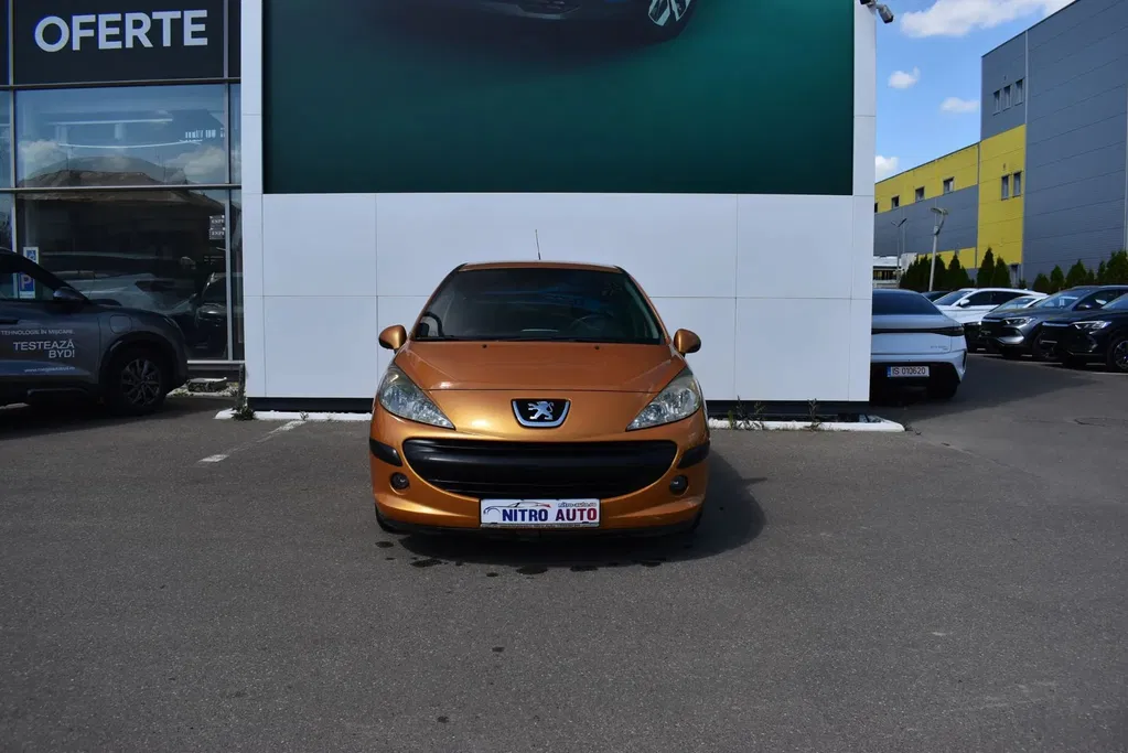 Fotografie: 2007 Peugeot 207