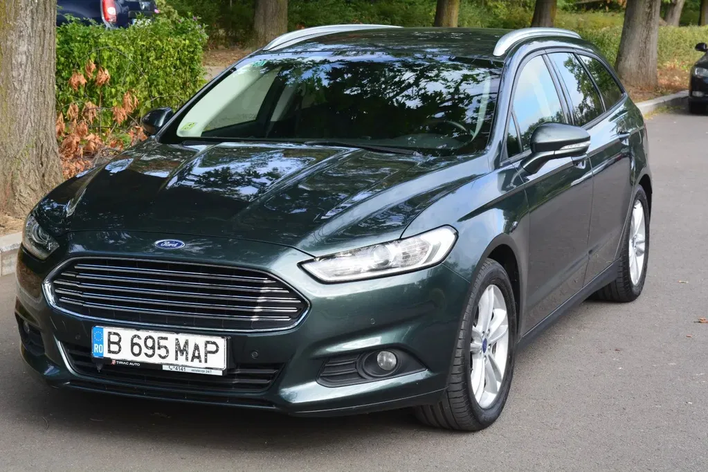 Fotografie: 2018 Ford Mondeo