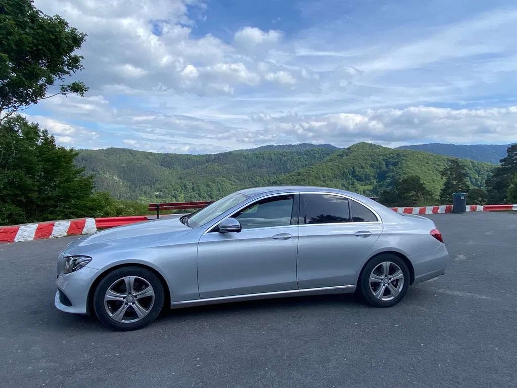 Fotografie: 2016 Mercedes-Benz E Class