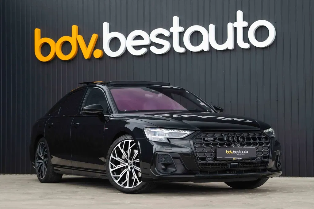 Fotografie: 2022 Audi A8