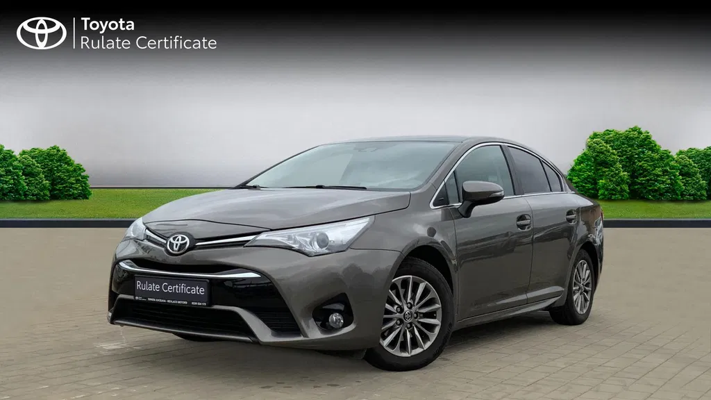 Fotografie: 2018 Toyota Avensis