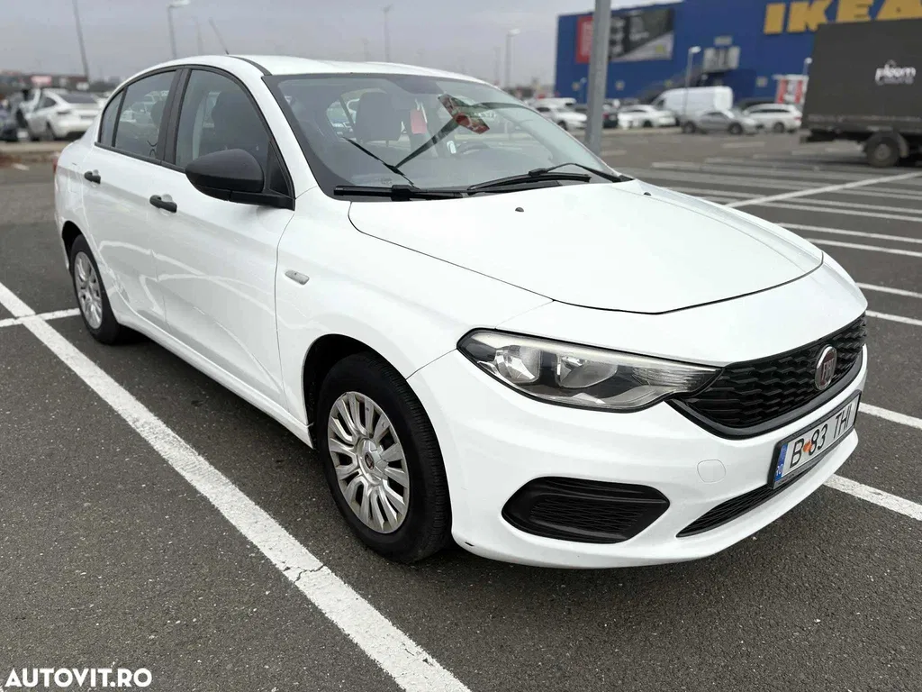 Fotografie: 2016 Fiat Tipo