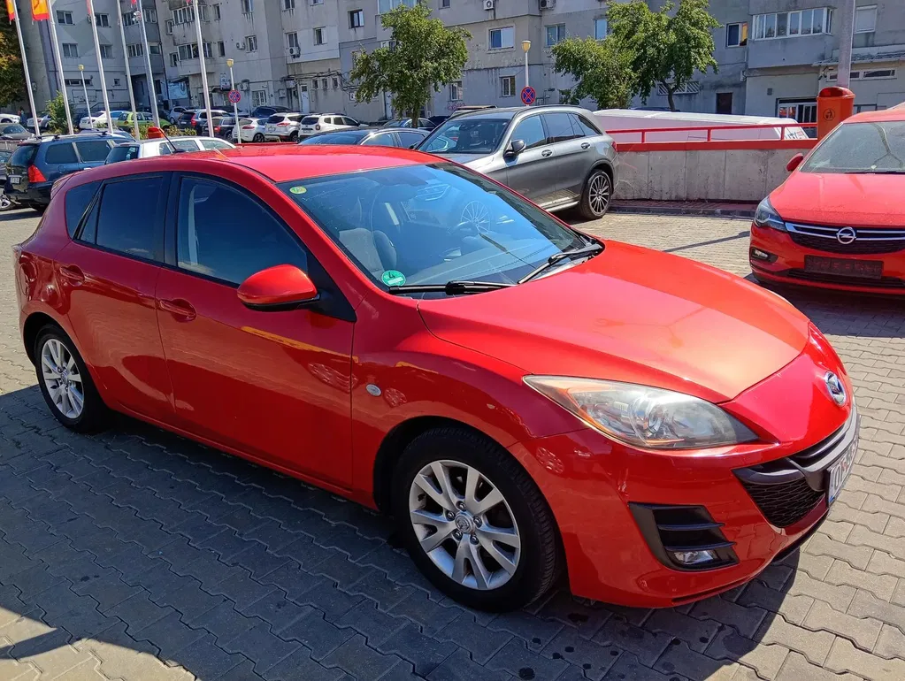 Fotografie: 2010 Mazda 3