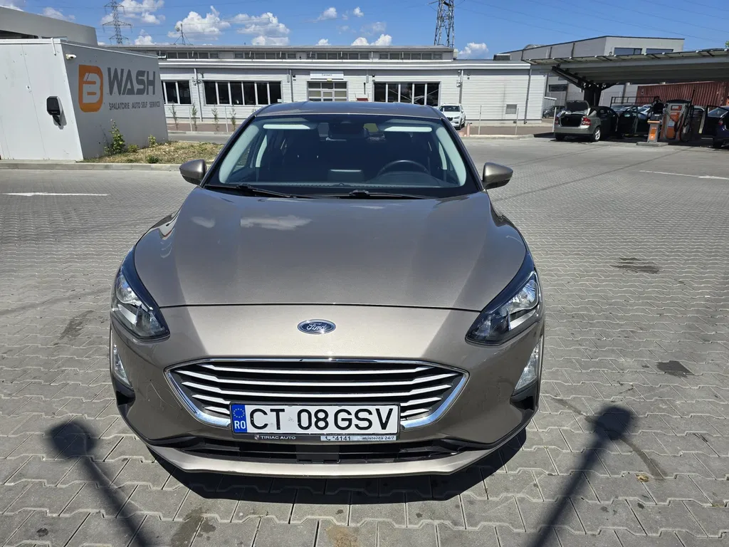 Fotografie: 2019 Ford Focus