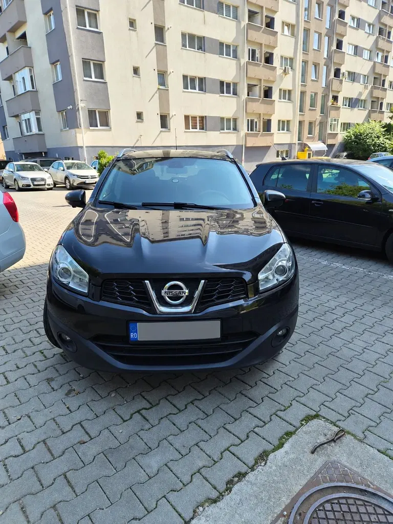 Fotografie: 2012 Nissan Qashqai