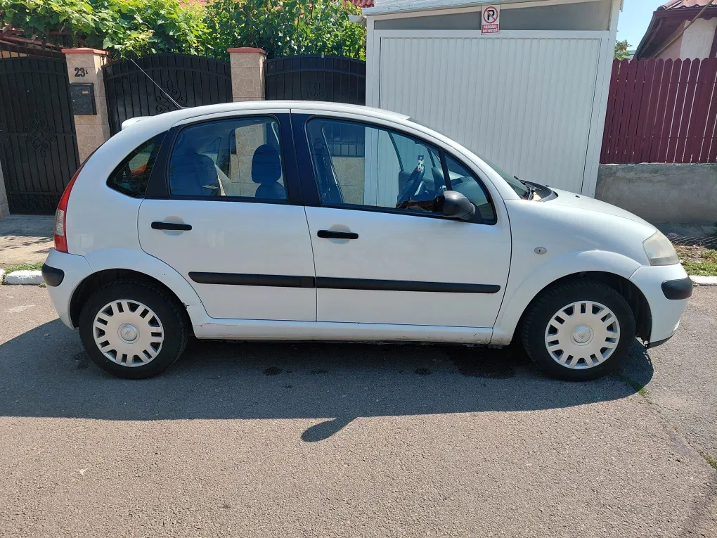 Fotografie: 2008 Citroen C3