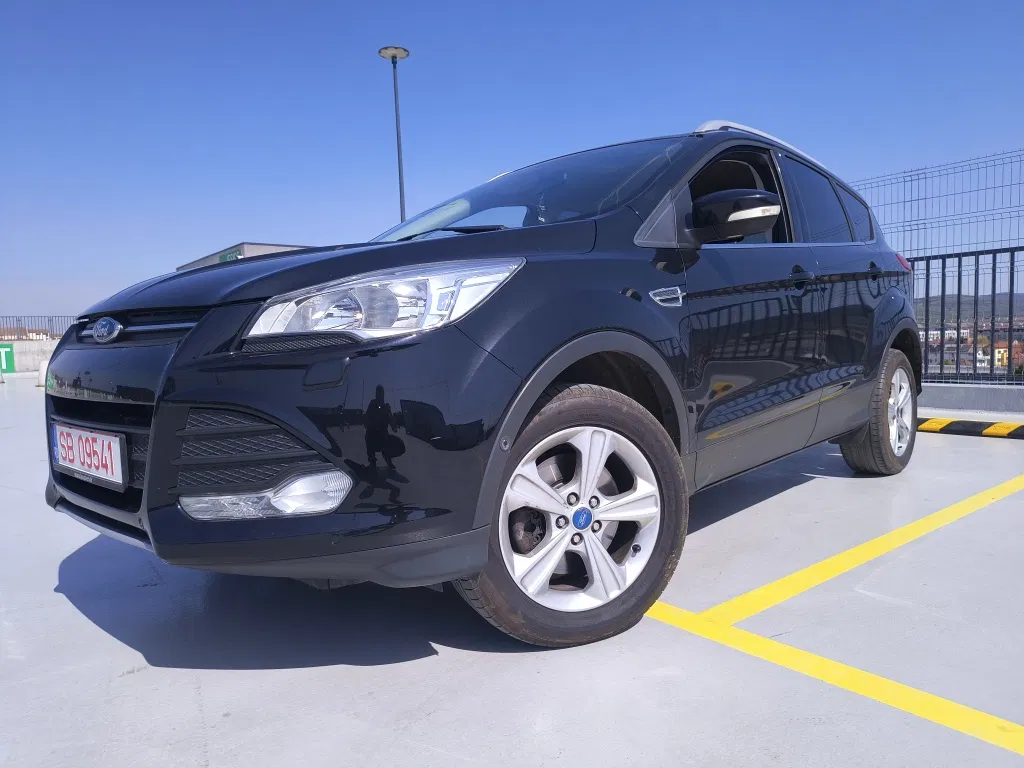 Fotografie: 2015 Ford Kuga