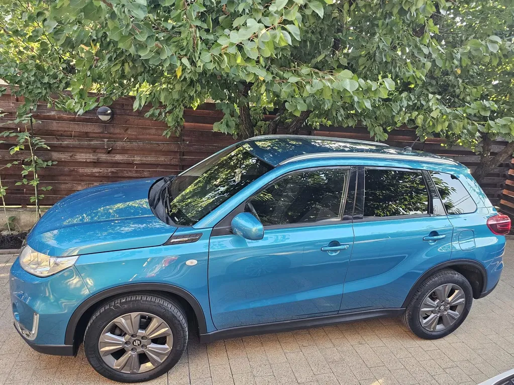 Fotografie: 2019 Suzuki Vitara
