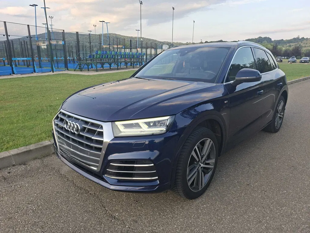 Fotografie: 2017 Audi Q5