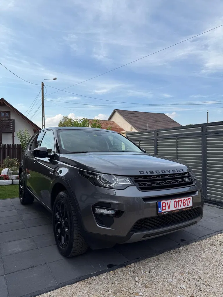 Fotografie: 2017 Land Rover Discovery Sport