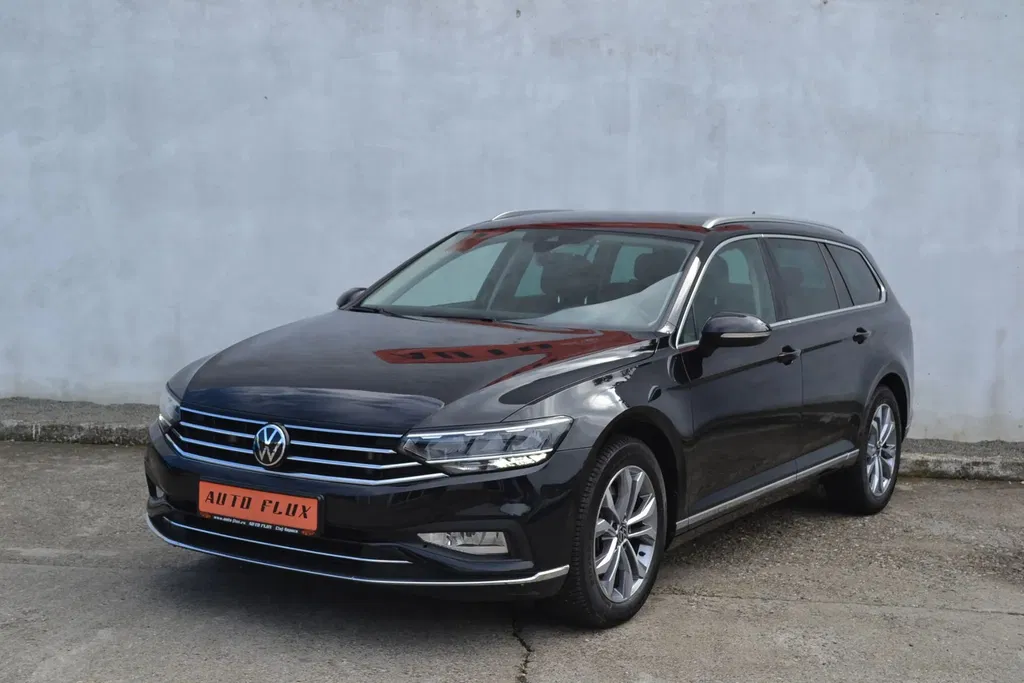 Fotografie: 2022 Volkswagen Passat