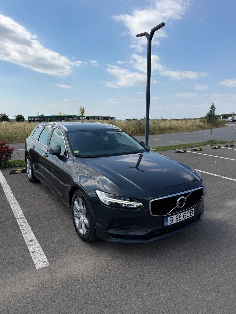 Fotografie: 2016 Volvo V90