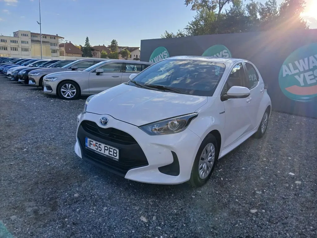 Fotografie: 2021 Toyota Yaris