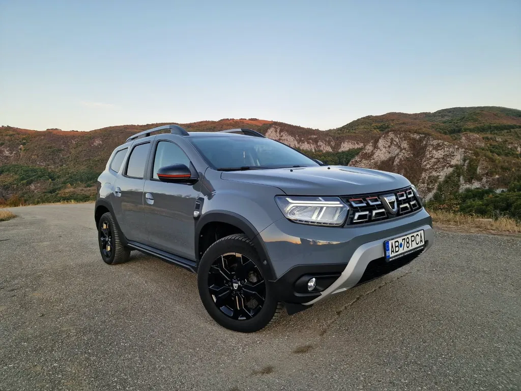Fotografie: 2022 Dacia Duster