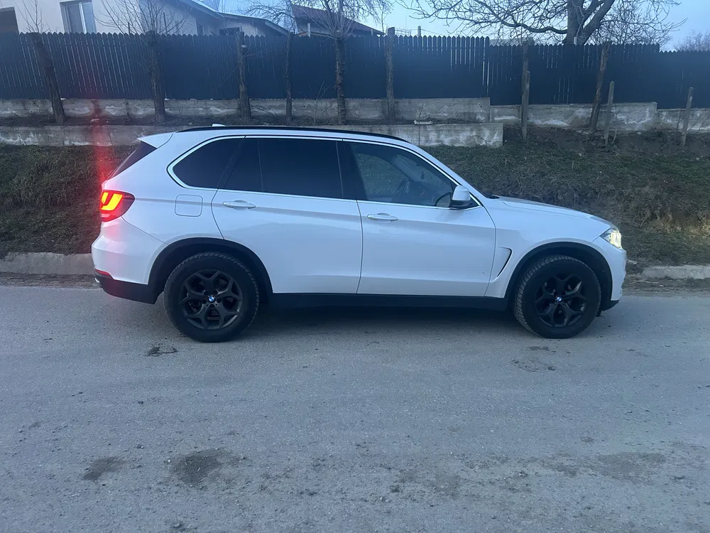 Fotografie: 2015 BMW X5