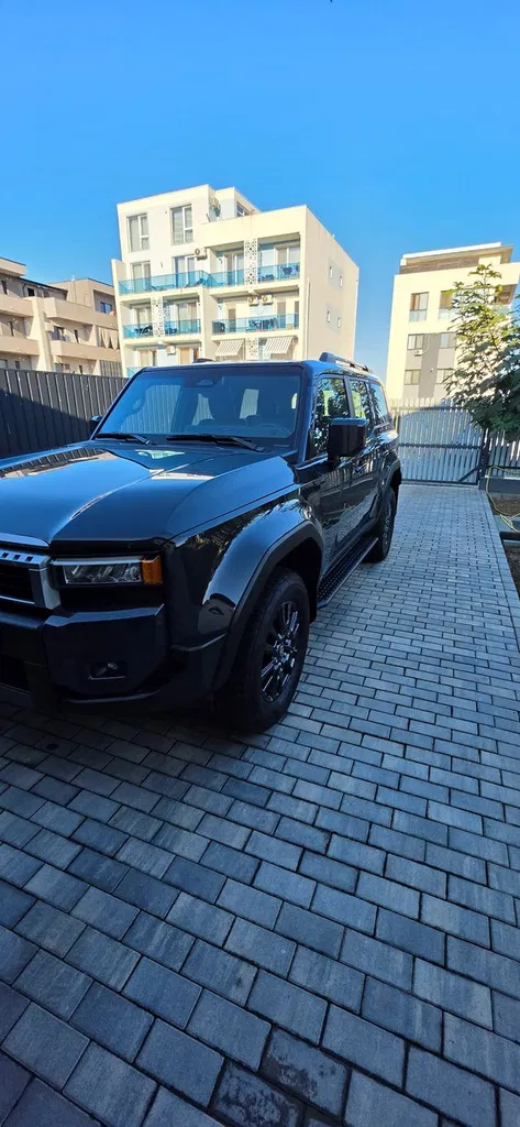 Fotografie: 2026 Toyota Land Cruiser 250