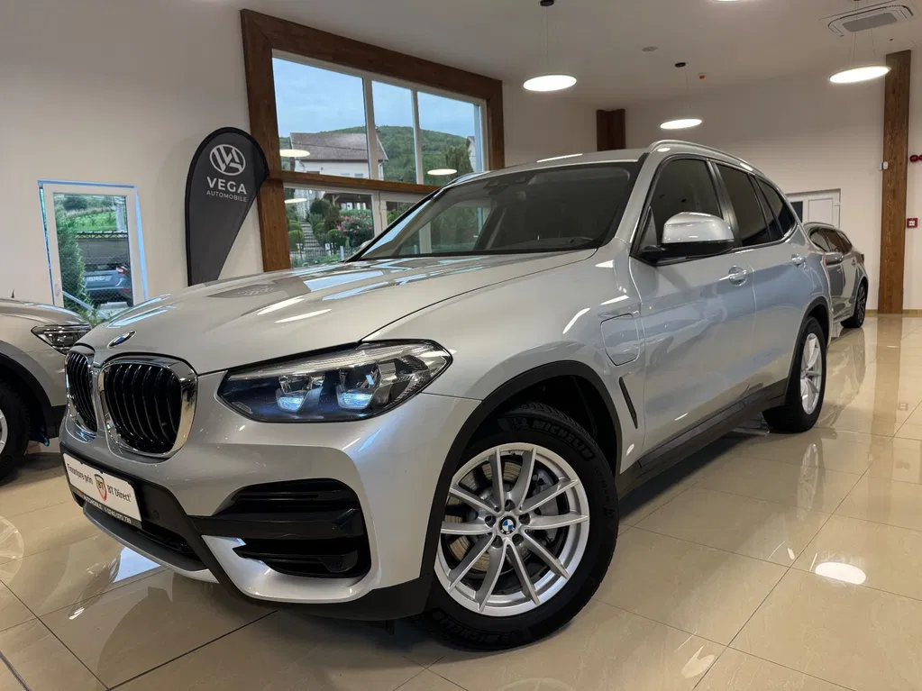 Fotografie: 2020 BMW X3